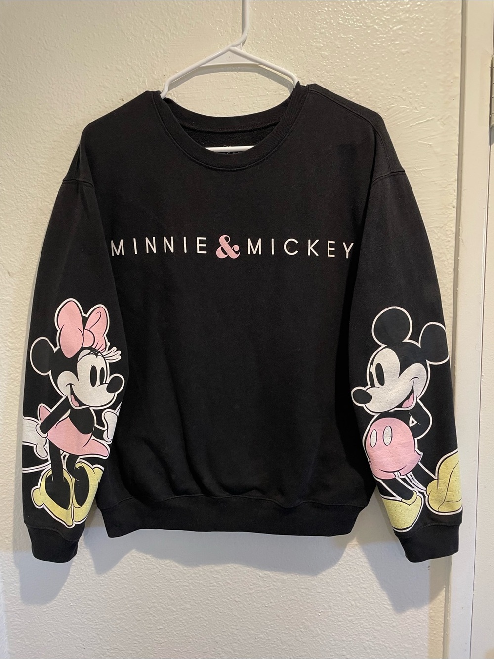 DISNEY Mickey & Minnie Mouse Sleeve Print Black Graphic Crewneck Sweatshirt 1X